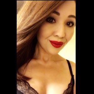 Meet your Posher, Yesenia